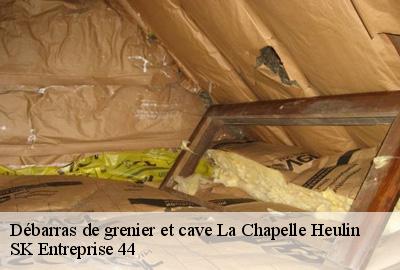 Débarras de grenier et cave  44330