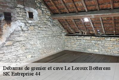 Débarras de grenier et cave  44430